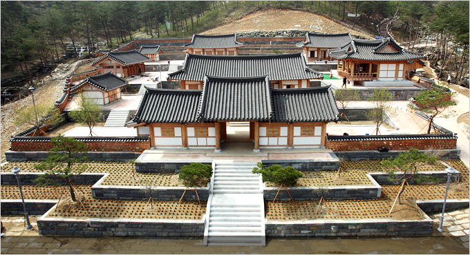 The front view of Donguibonga in Korean Medicine healing town